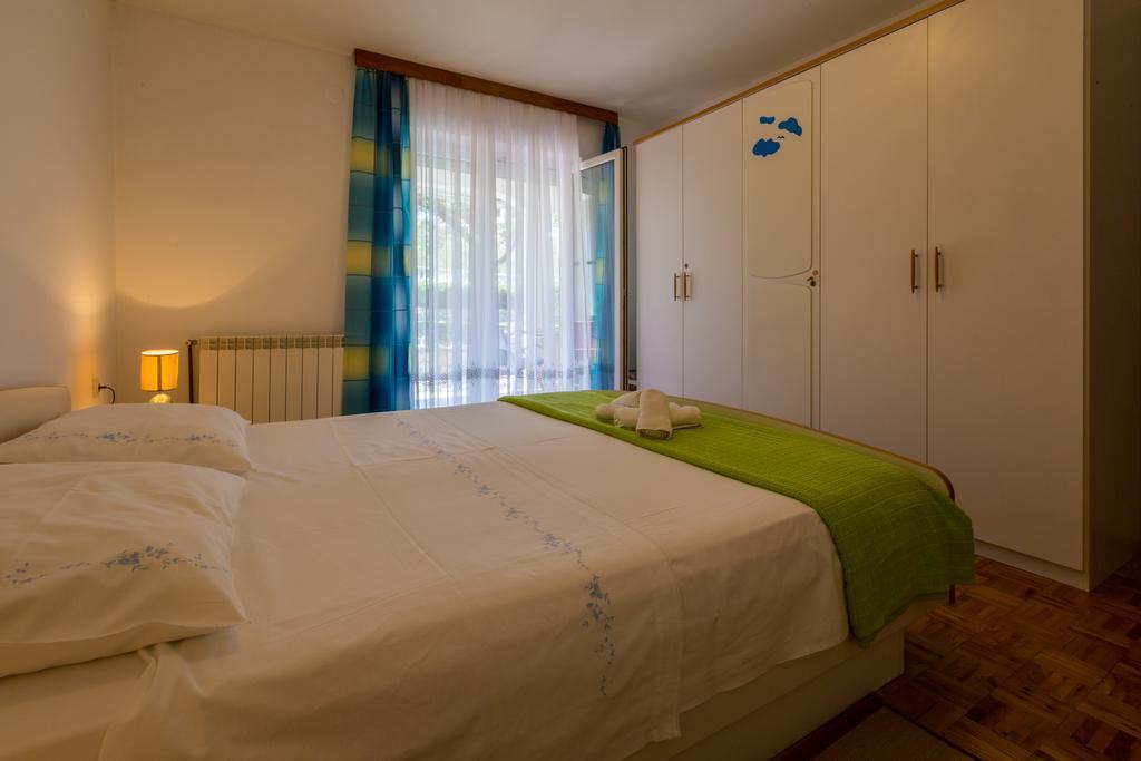 Apartments Marica Novi Vinodolski Bagian luar foto