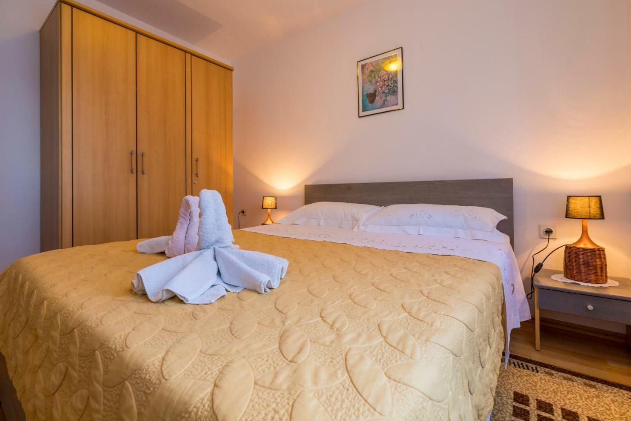 Apartments Marica Novi Vinodolski Bagian luar foto