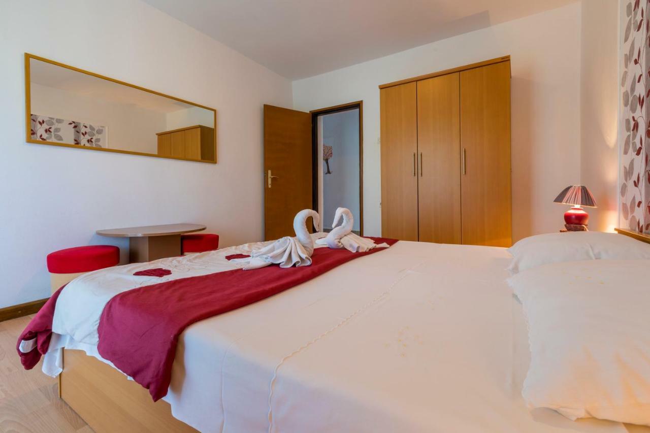 Apartments Marica Novi Vinodolski Bagian luar foto
