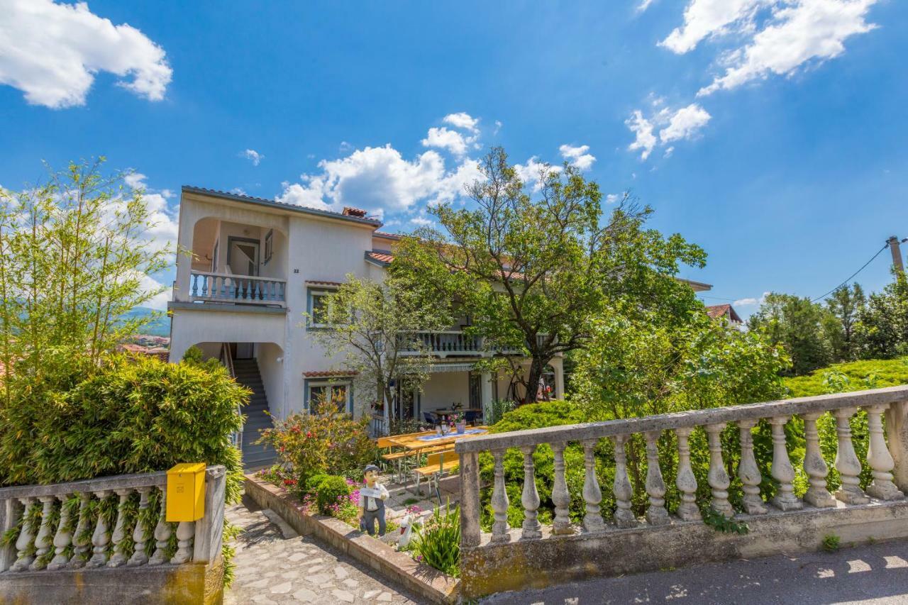 Apartments Marica Novi Vinodolski Bagian luar foto