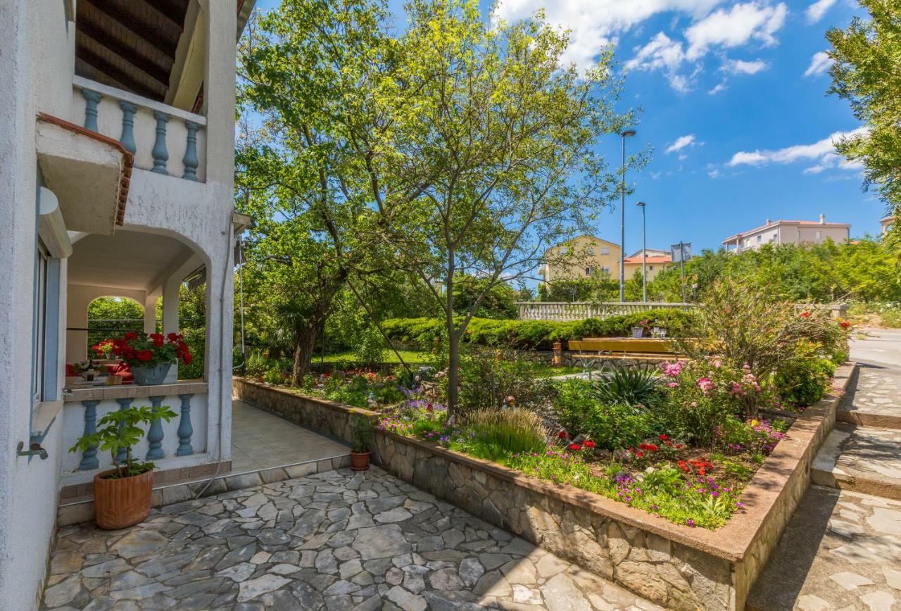Apartments Marica Novi Vinodolski Bagian luar foto